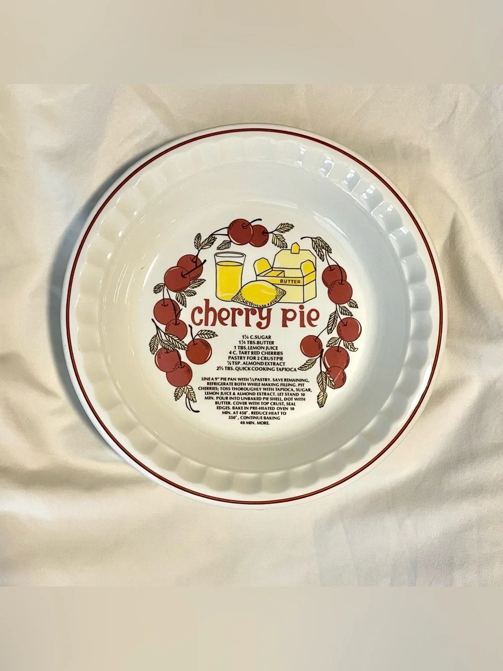 *VINTAGE* Ceramic Pie Plate/Baking Dish - 11